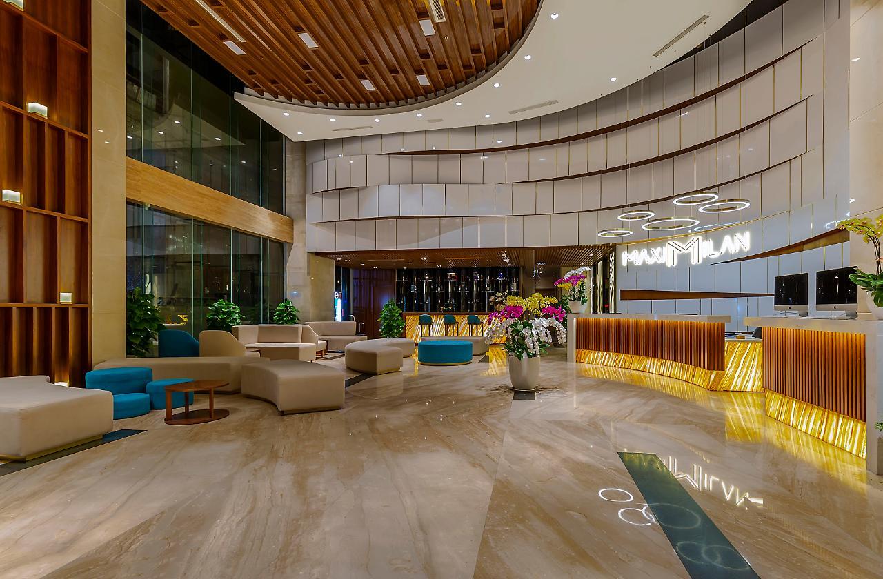 Maximilan Danang Beach Hotel Dış mekan fotoğraf